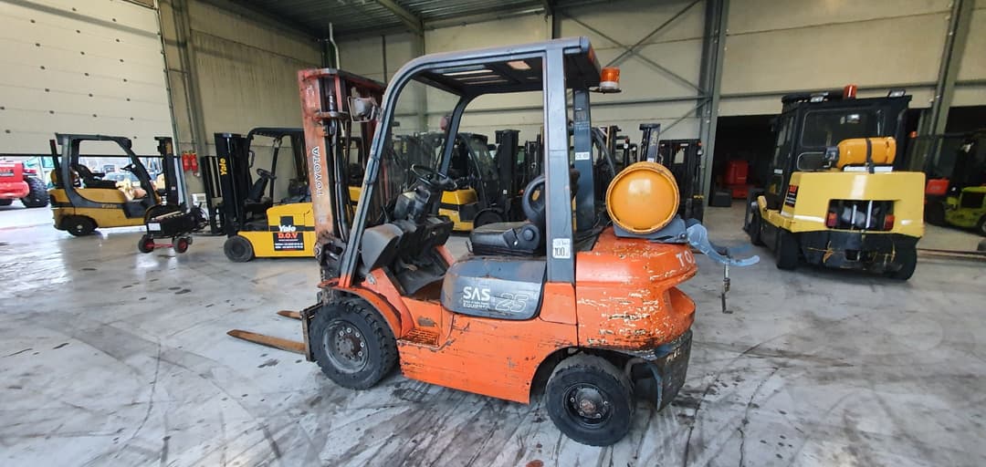 Toyota 42-7FGF25