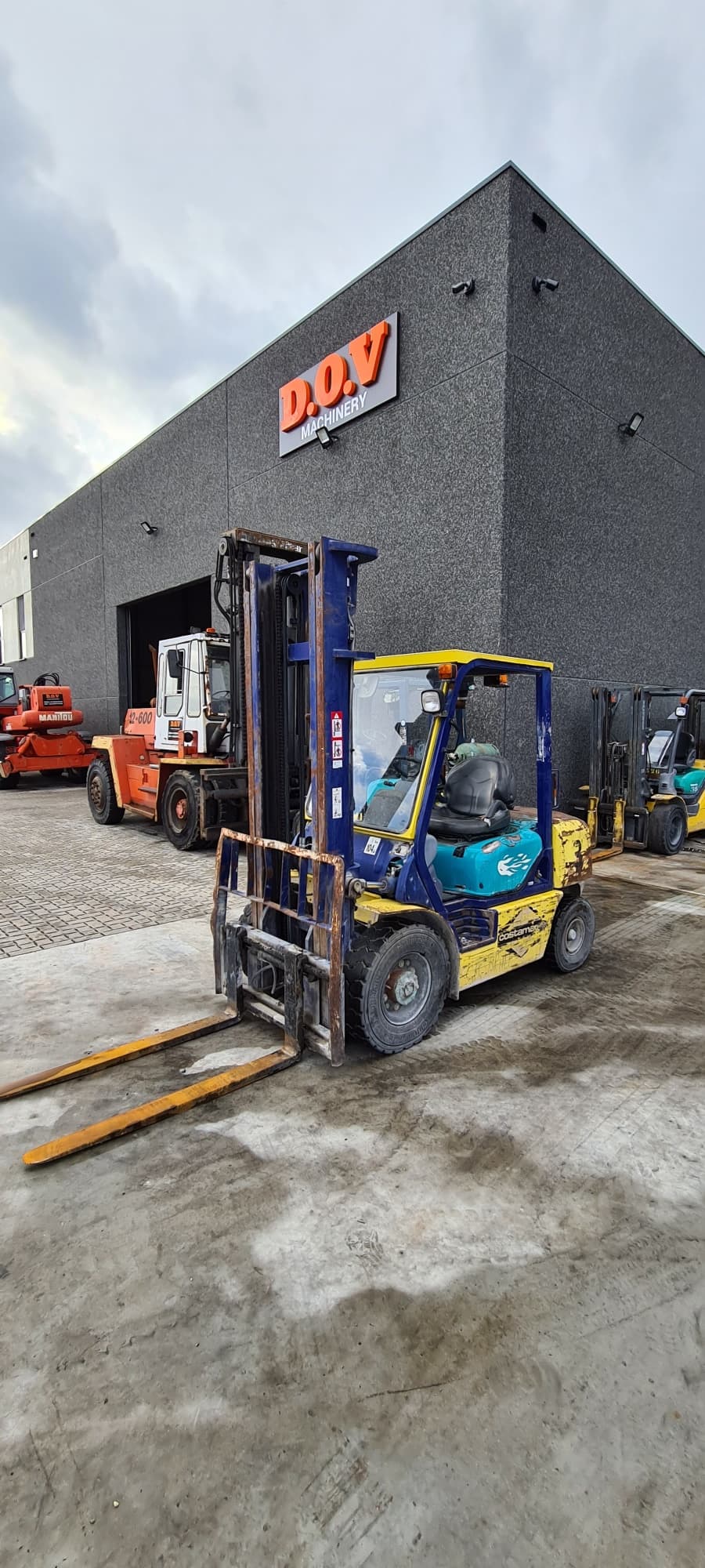 Komatsu FD25T-14