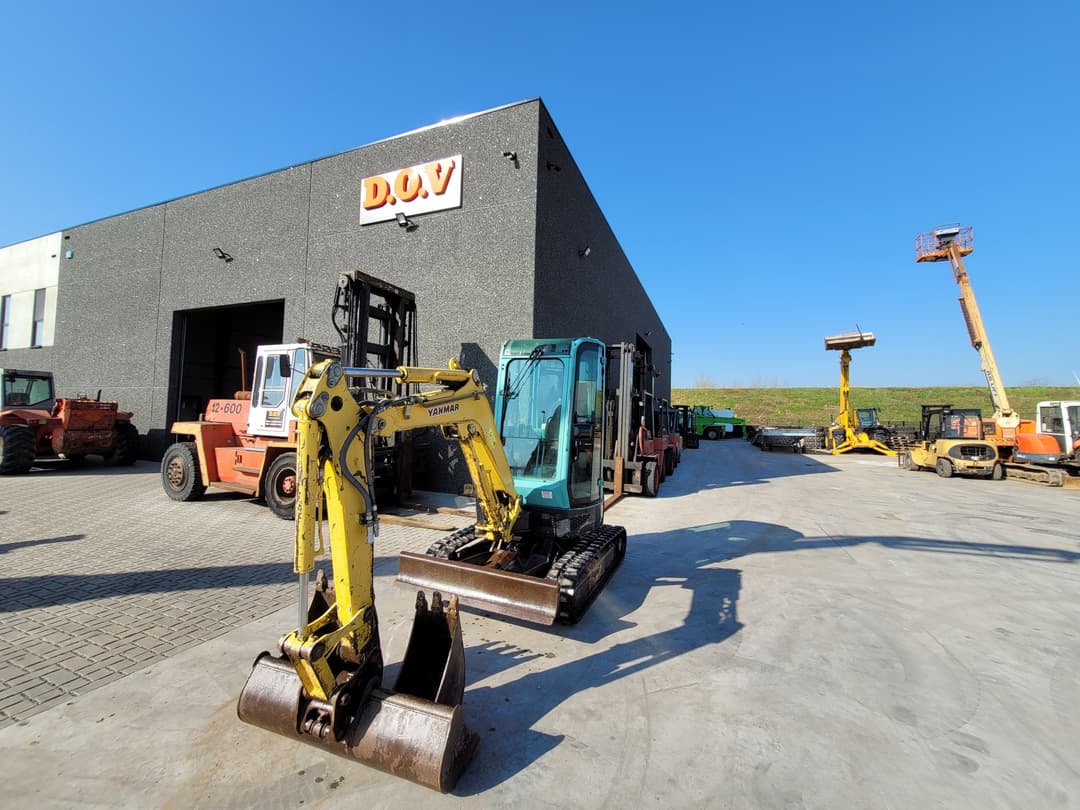 Yanmar VIO25