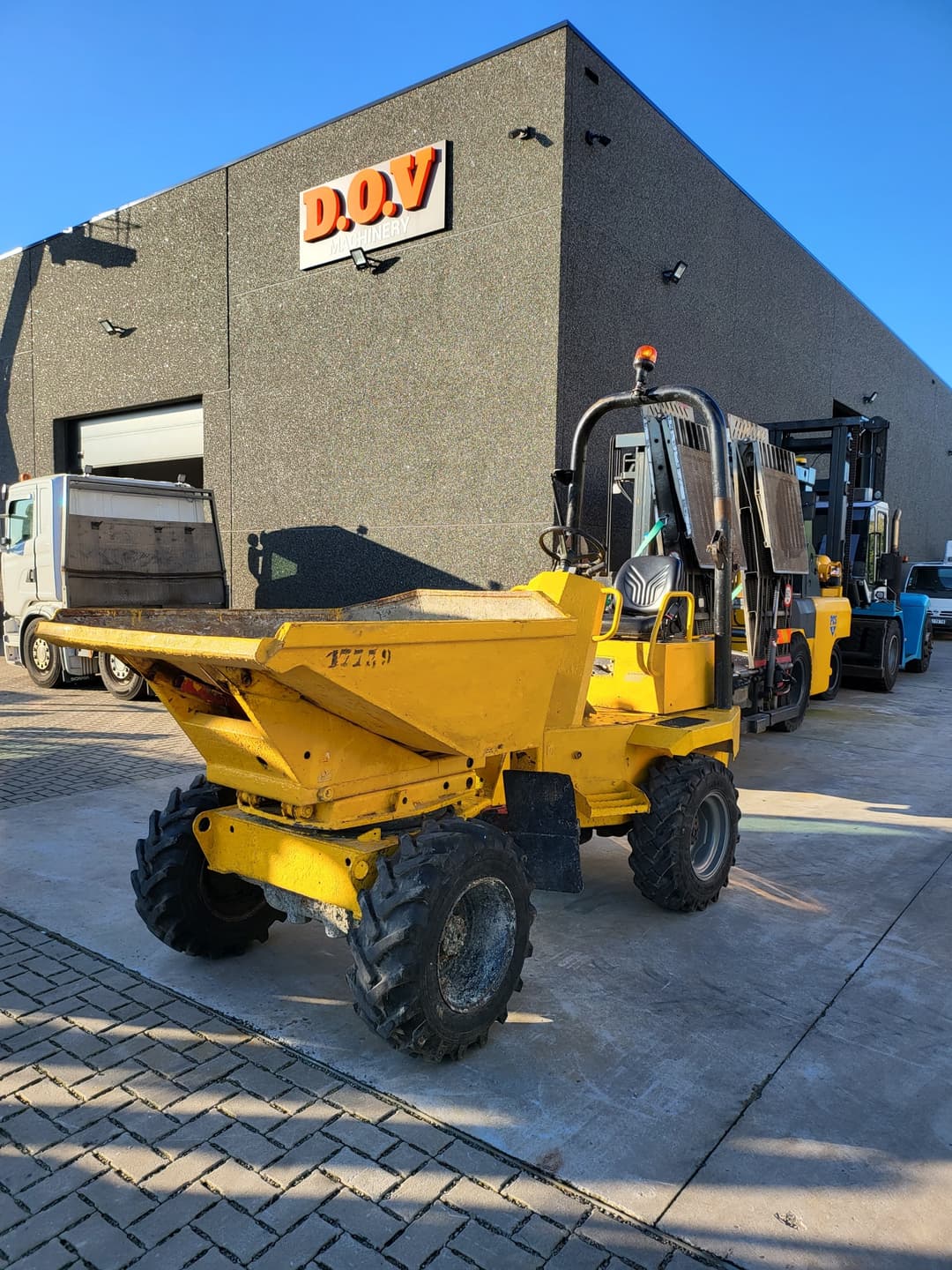 TWAITES CV32  7NQ