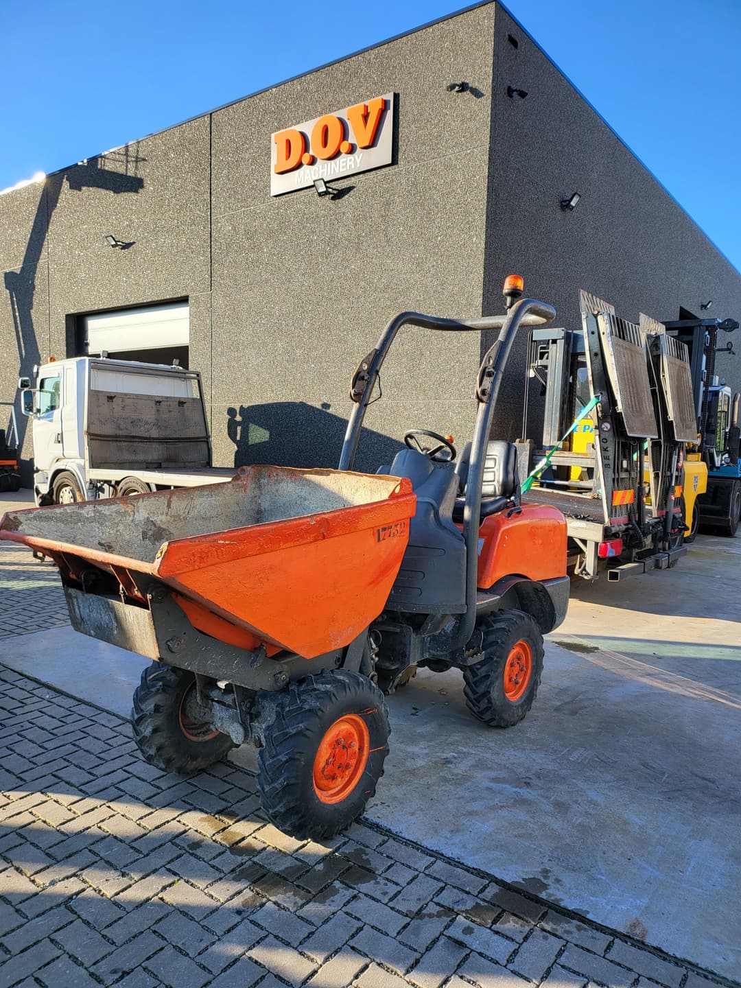 AUSA D85