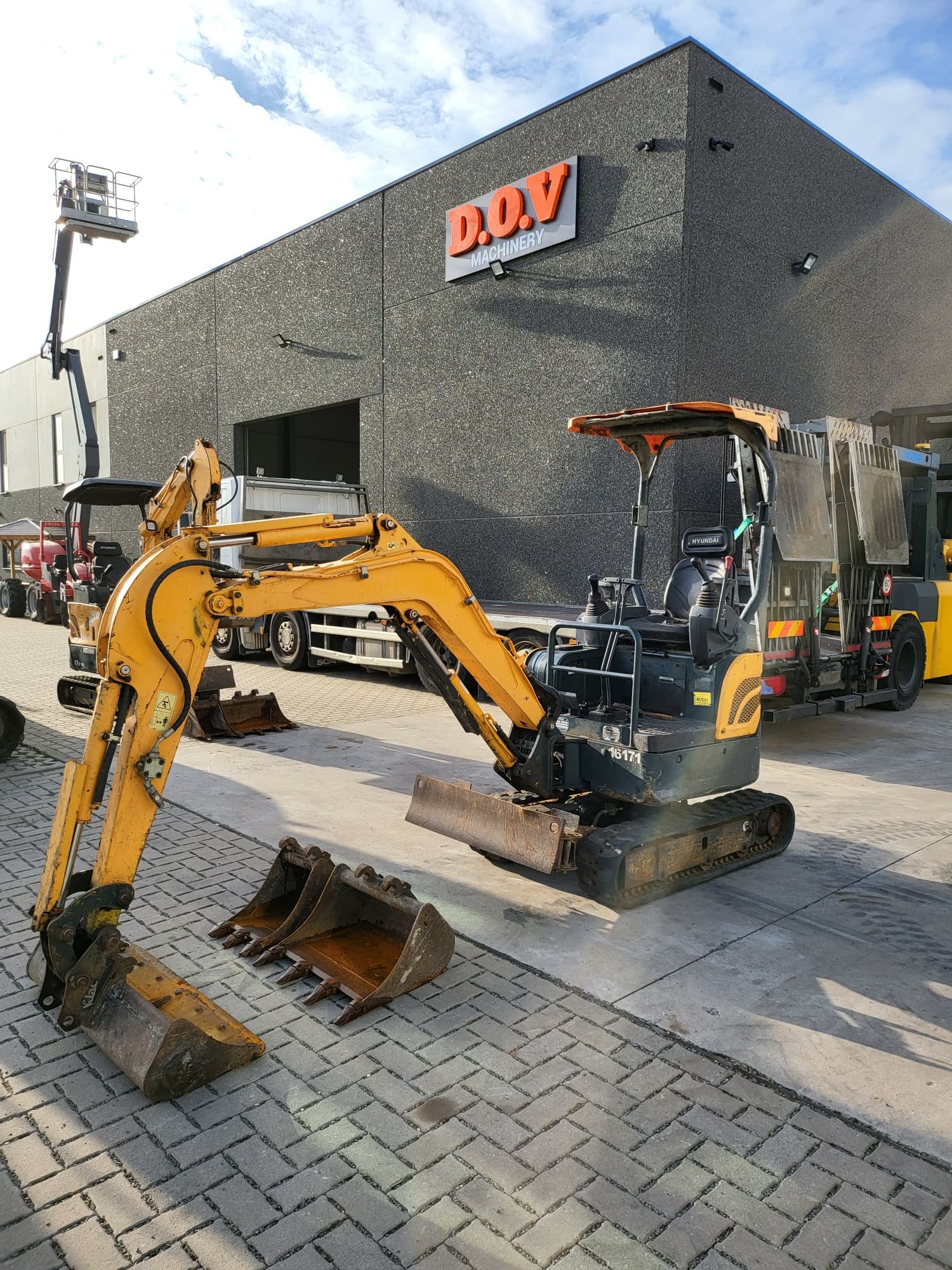 HYUNDAI ROBEX 17Z-9A