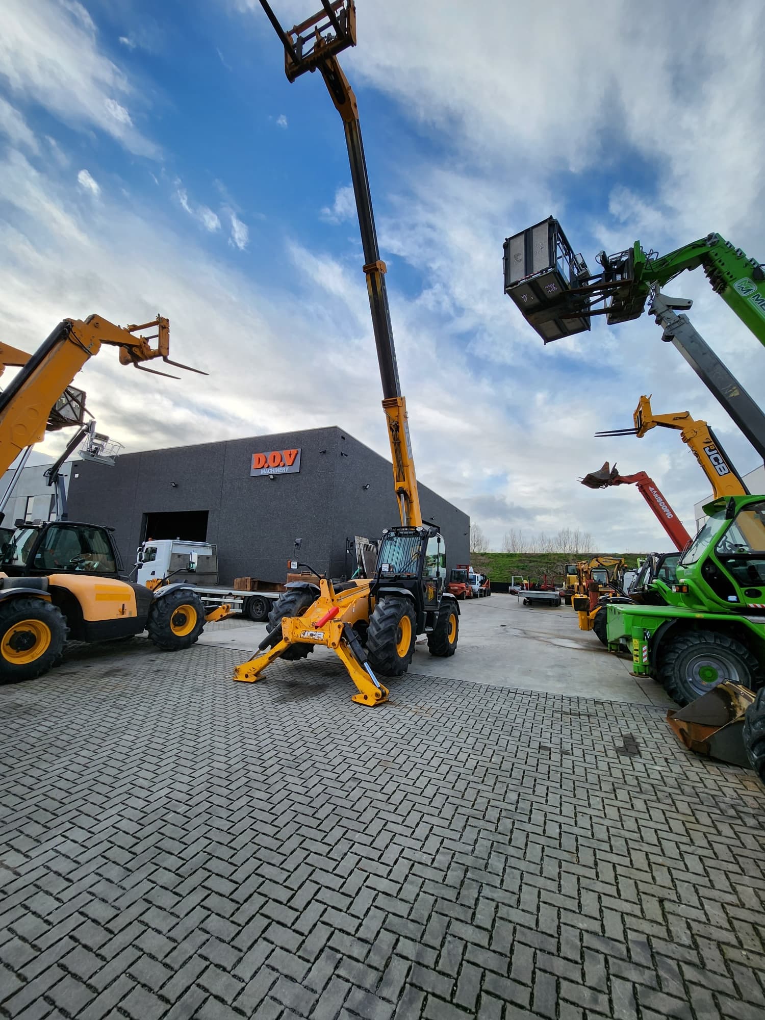 JCB 540-140