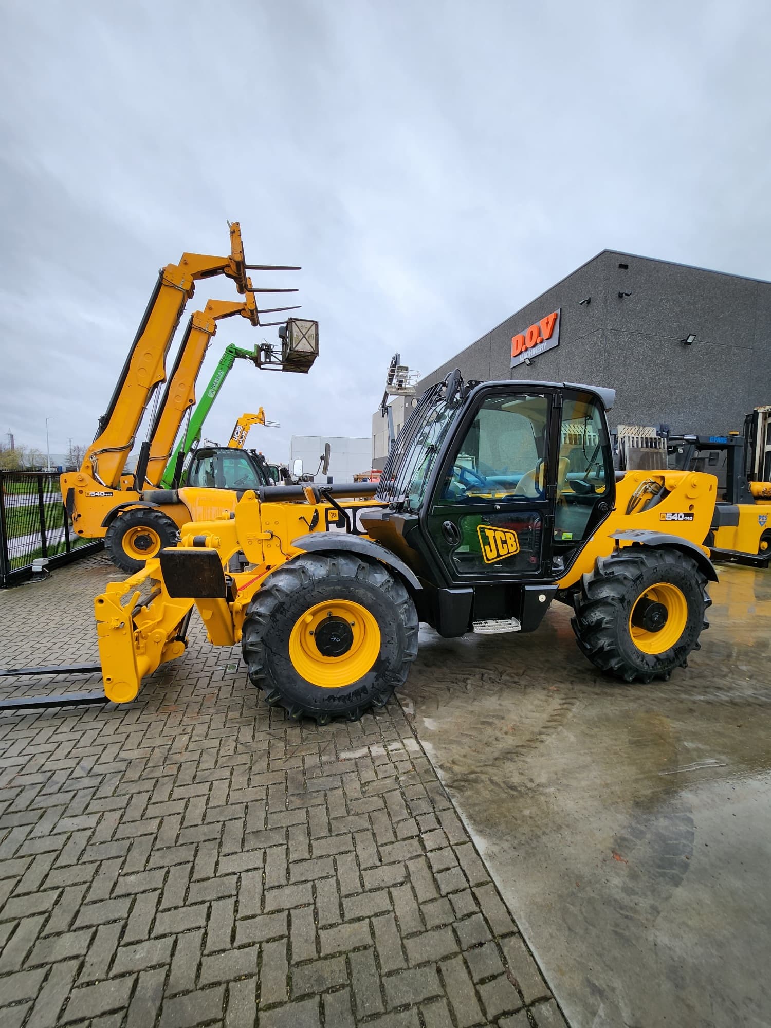 JCB 540-140