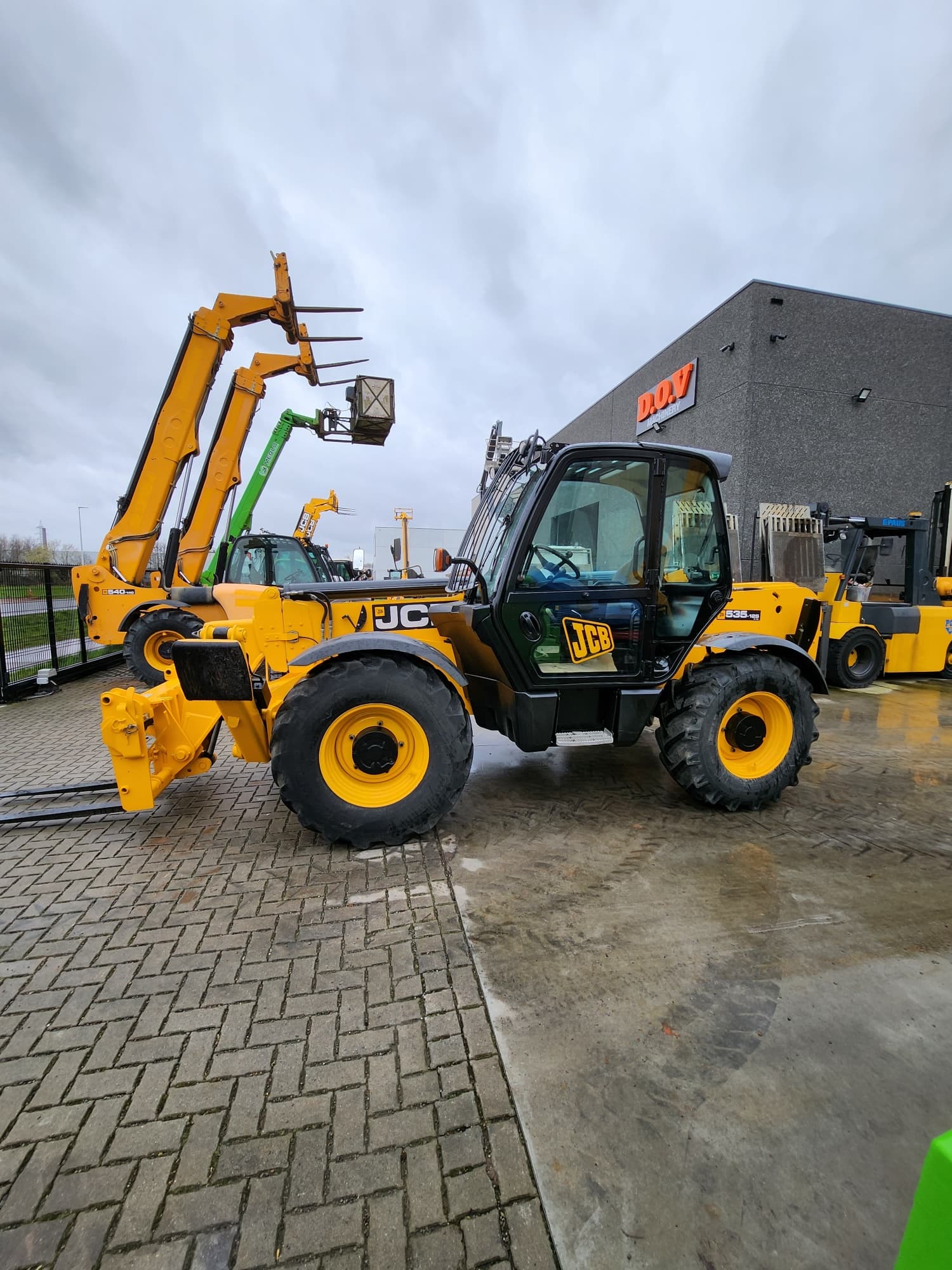 JCB 535-125