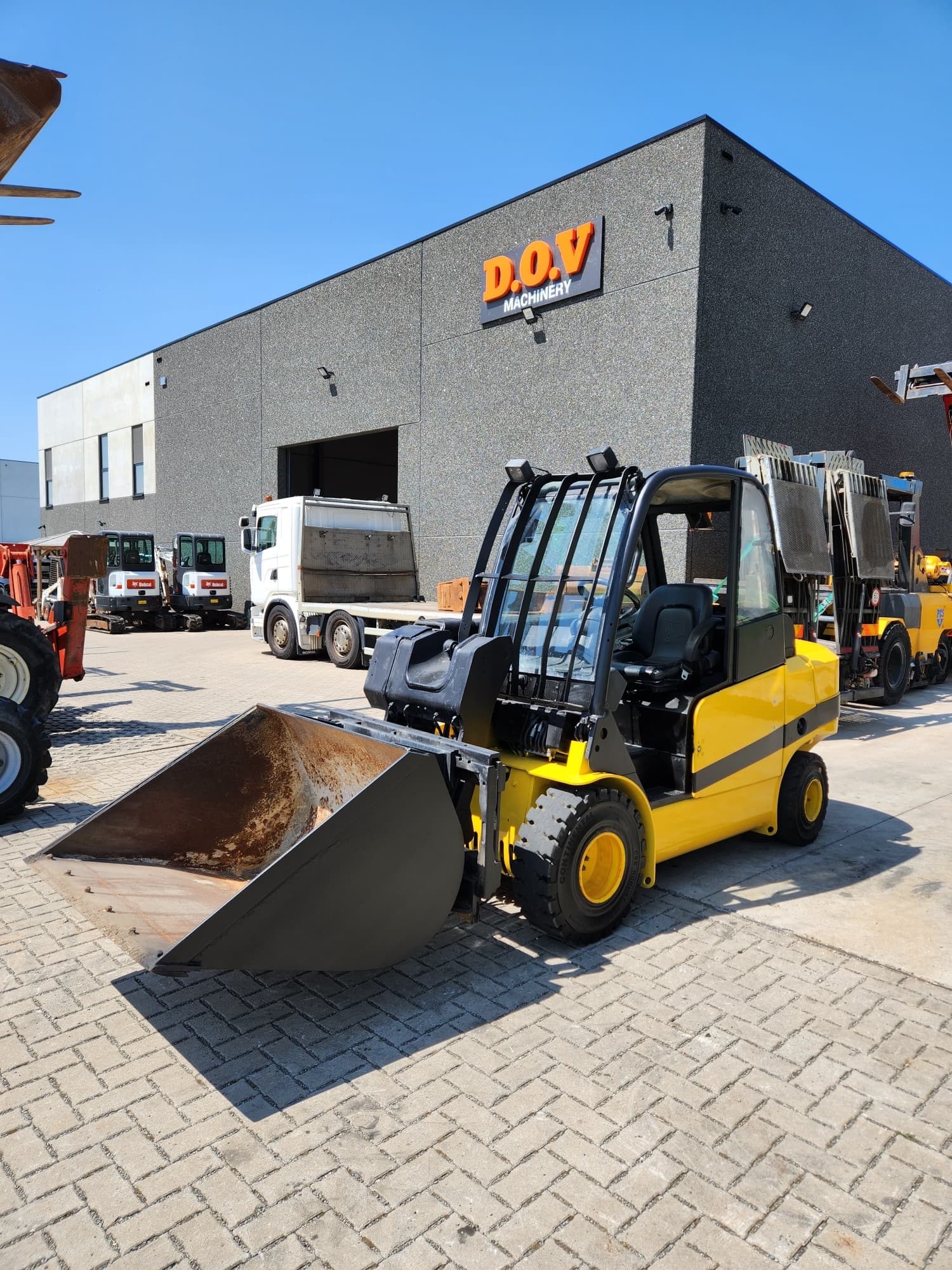 JCB