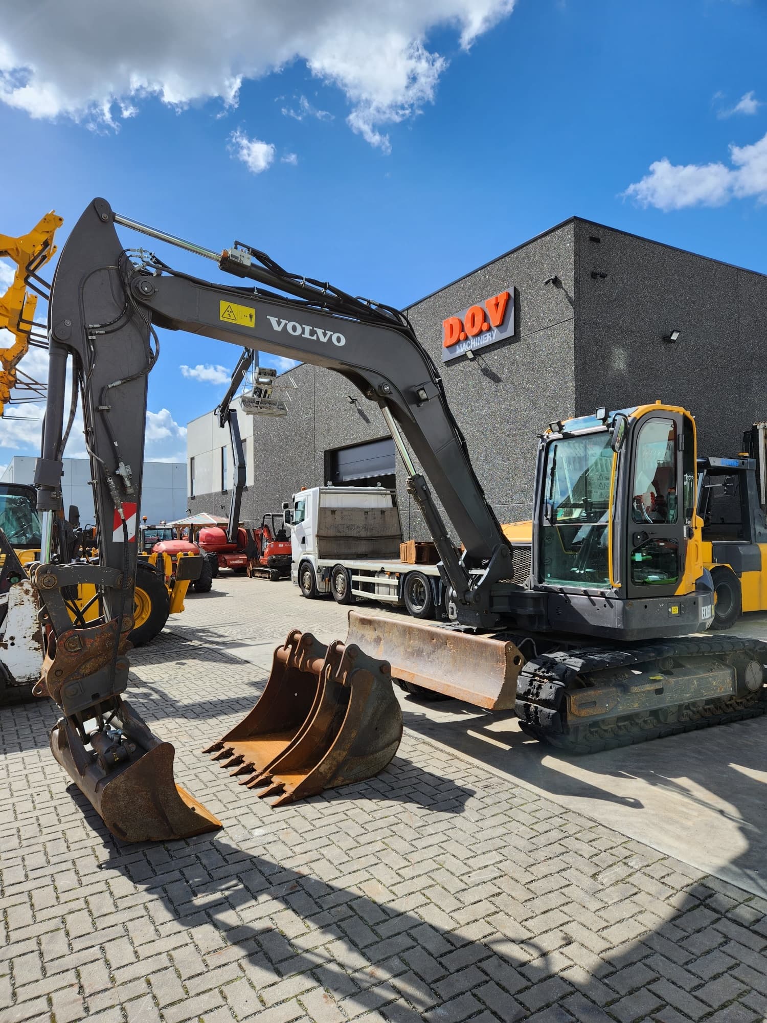VOLVO ECR 88D