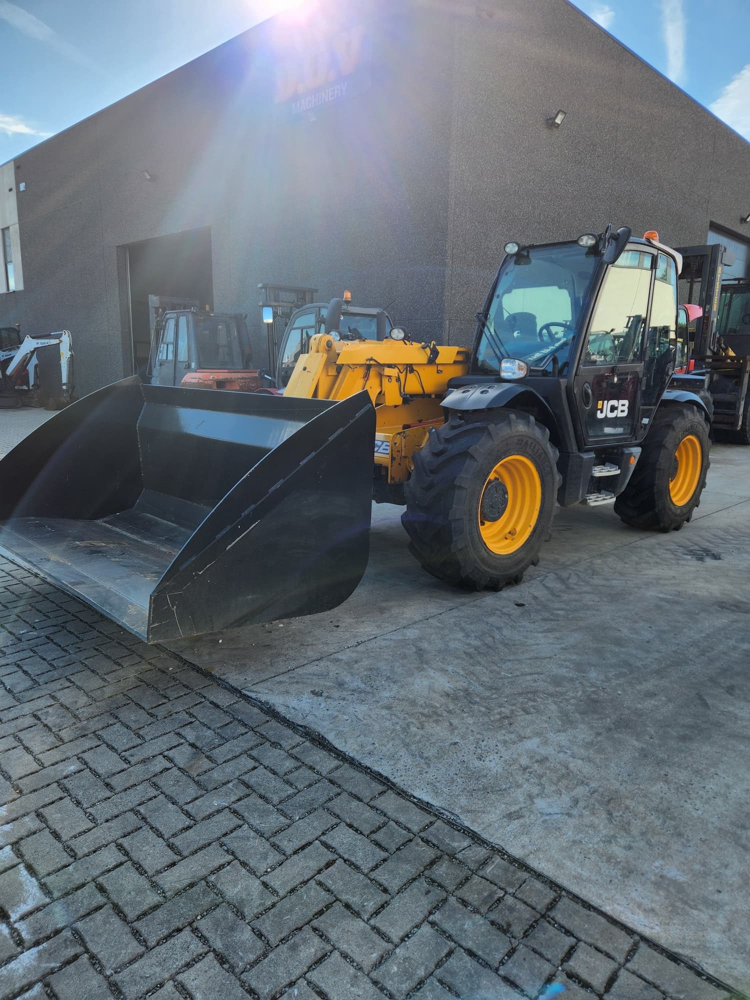 JCB 531-70