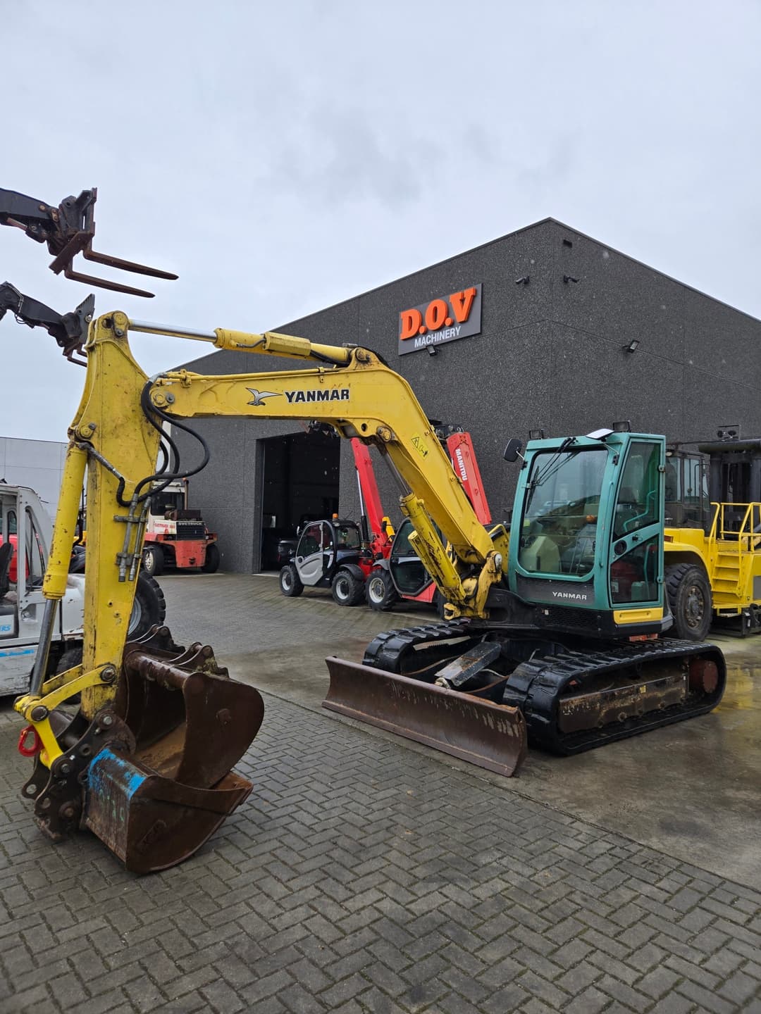 Yanmar SV100